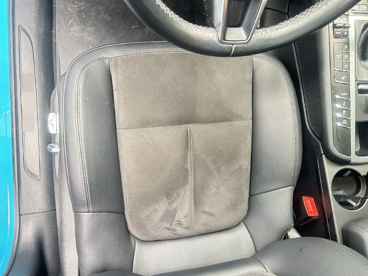 2021 Porsche Macan 2.0T 252HP L4 7DCT,autocango,china used car exporter,china ev exporter,chinese used car exporter,chinese used ev exporter