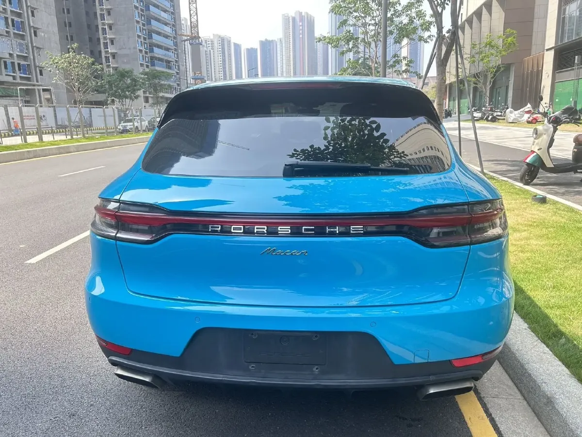 2021 Porsche Macan 2.0T 252HP L4 7DCT,autocango,china used car exporter,china ev exporter,chinese used car exporter,chinese used ev exporter