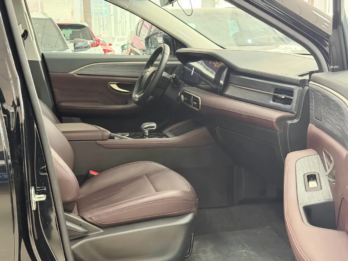 2024 Jetour X90 Plus 1.6T 197HP L4 7DCT,autocango,china used car exporter,china ev exporter,chinese used car exporter,chinese used ev exporter