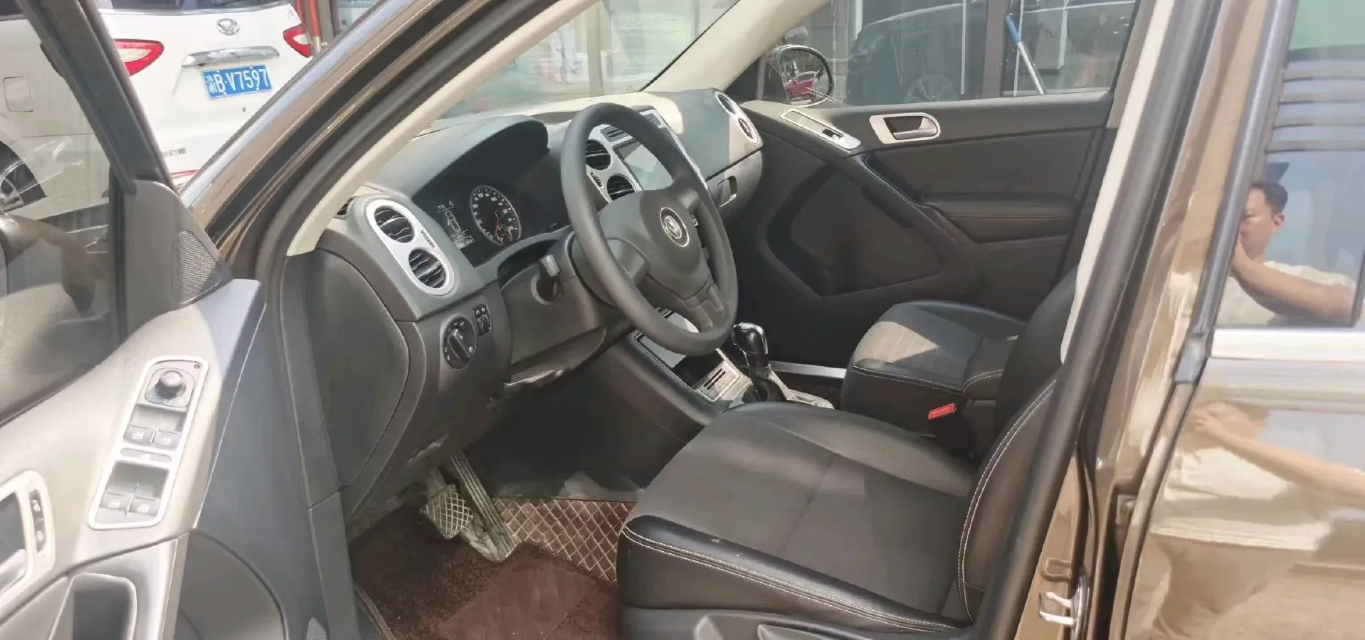 2016 Volkswagen Touran 1.4T 150HP L4 7DCT,autocango,china used car exporter,china ev exporter,chinese used car exporter,chinese used ev exporter