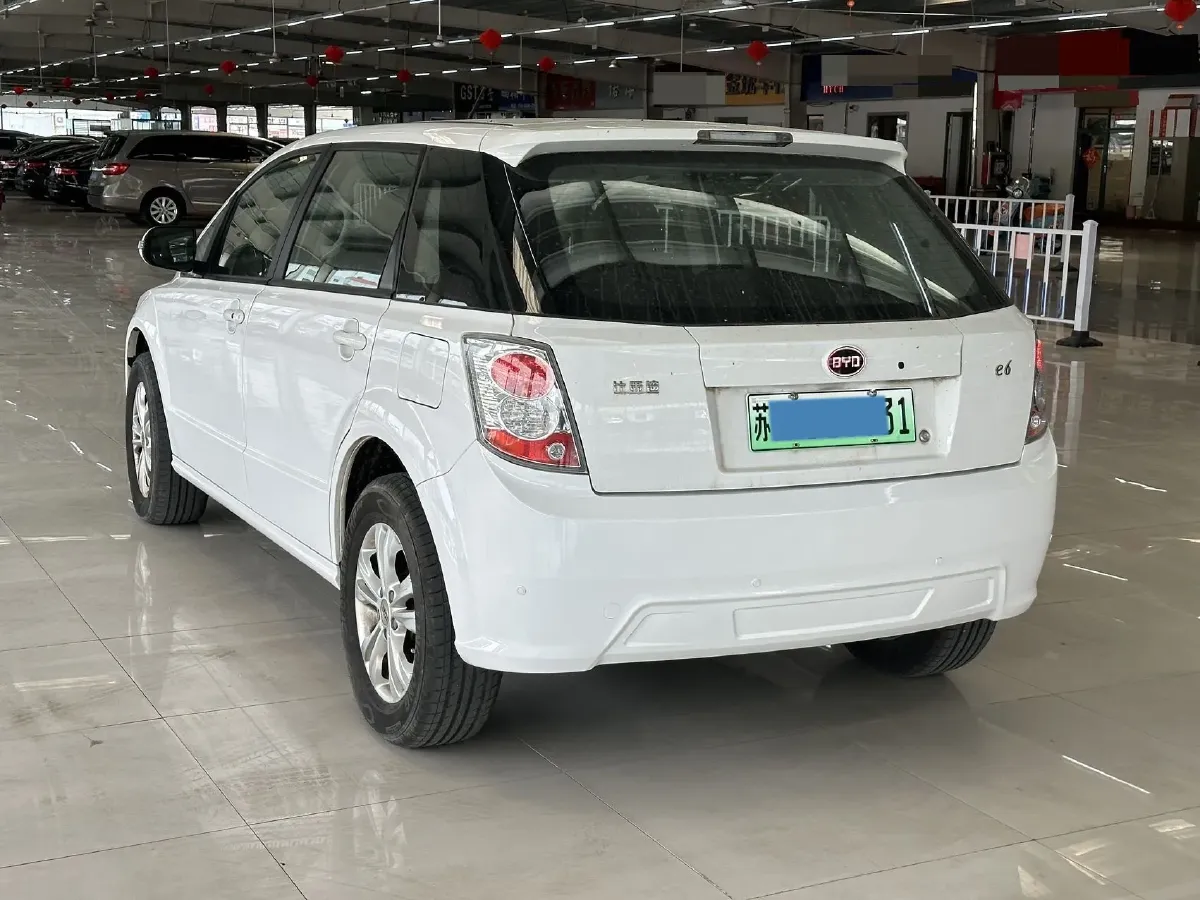 2017 BYD e6 BEV 82KWH,autocango,china used car exporter,china ev exporter,chinese used car exporter,chinese used ev exporter