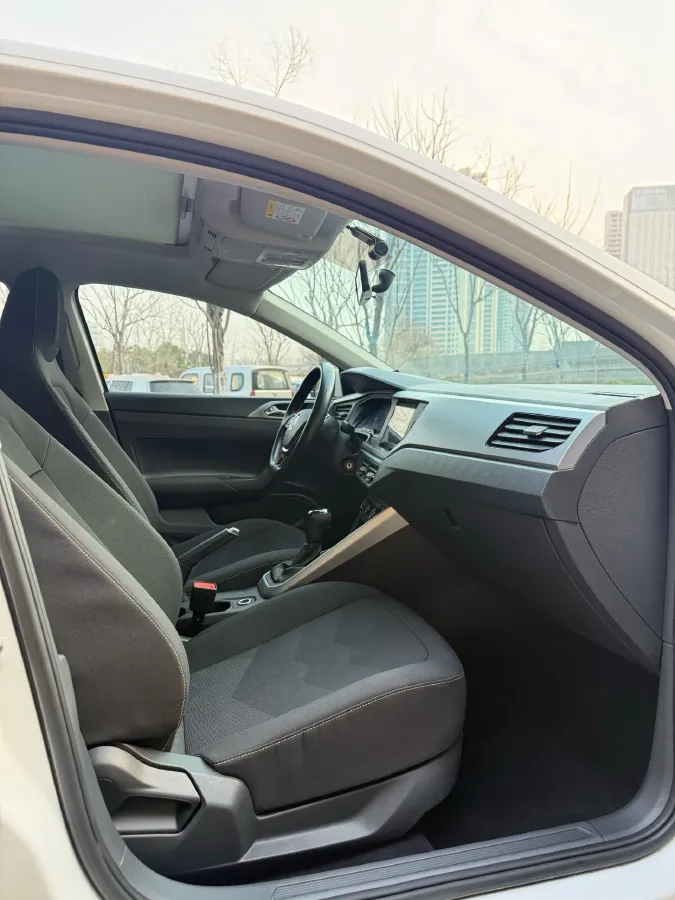 2019 Volkswagen Polo 1.5L 113HP L4 6AT,autocango,china used car exporter,china ev exporter,chinese used car exporter,chinese used ev exporter