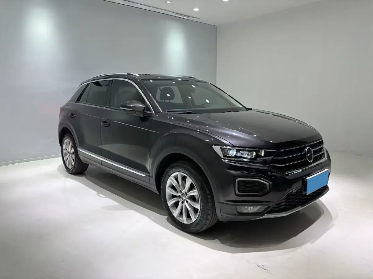 2022 Volkswagen T-Roc 1.4T 150HP L4 7DCT,autocango,china used car exporter,china ev exporter,chinese used car exporter,chinese used ev exporter