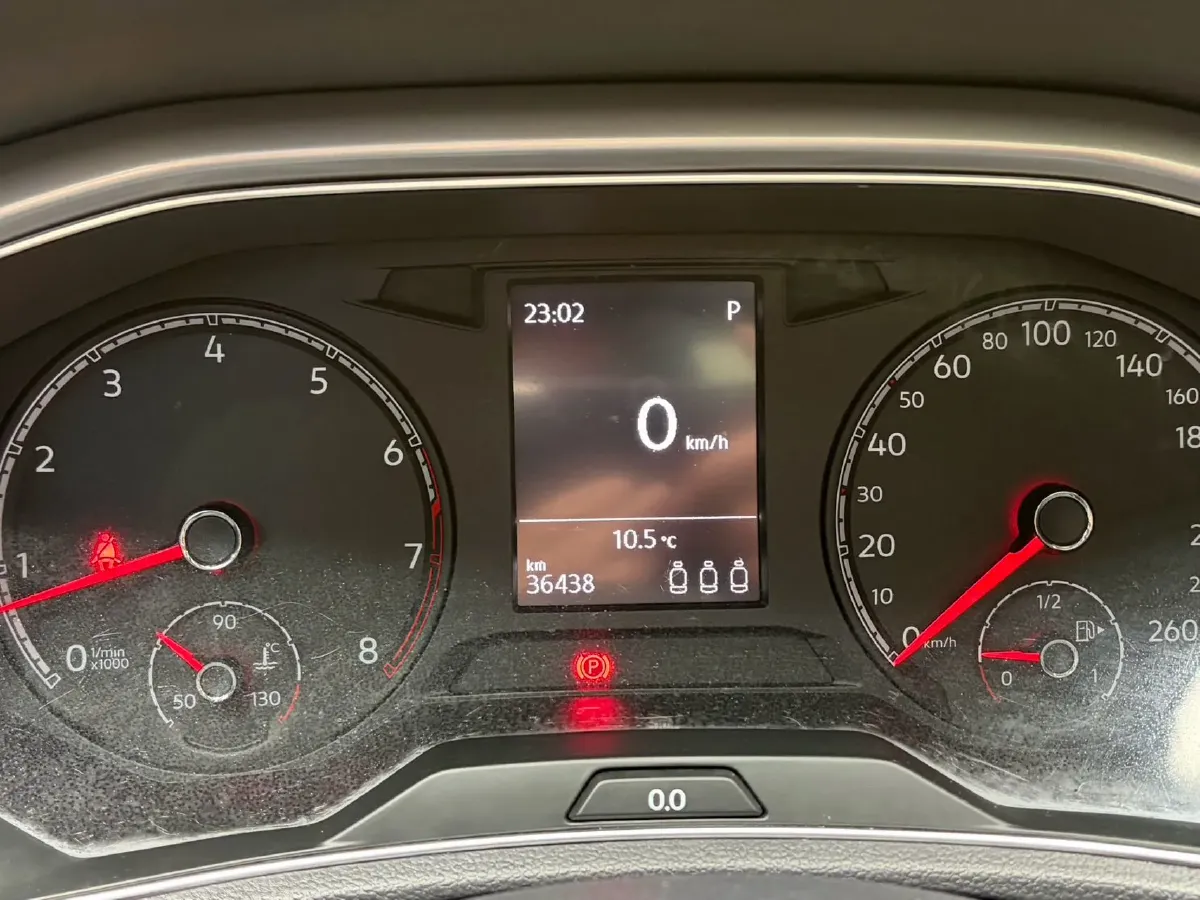 2022 Volkswagen T-Roc 1.4T 150HP L4 7DCT,autocango,china used car exporter,china ev exporter,chinese used car exporter,chinese used ev exporter