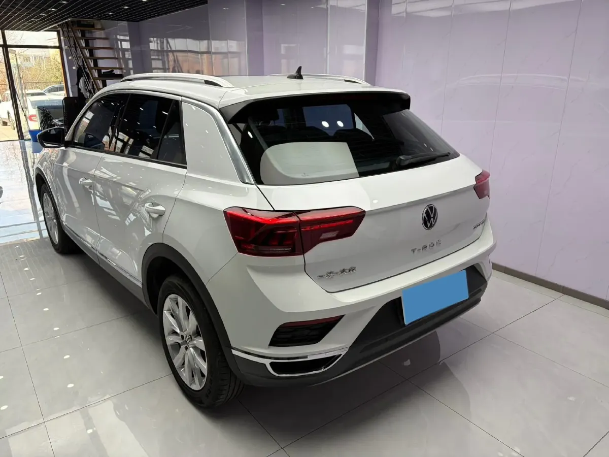 2022 Volkswagen T-Roc 1.4T 150HP L4 7DCT,autocango,china used car exporter,china ev exporter,chinese used car exporter,chinese used ev exporter