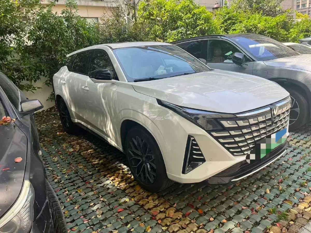 2024 ChangAn UNI-Z 1.5L 98HP L4 E-CVT PHEV 18.4KWH,autocango,china used car exporter,china ev exporter,chinese used car exporter,chinese used ev exporter