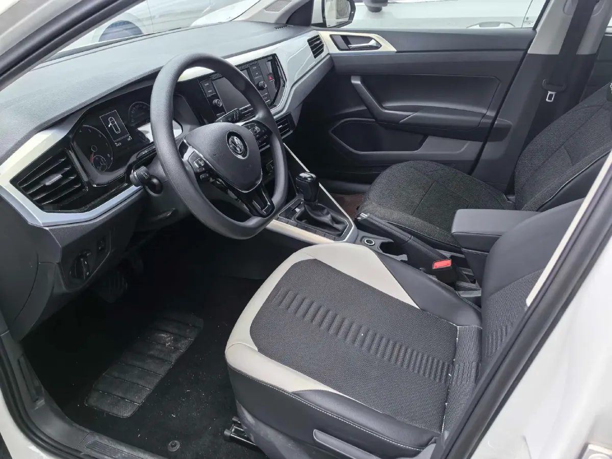 2019 Volkswagen Polo 1.5L 113HP L4 6AT,autocango,china used car exporter,china ev exporter,chinese used car exporter,chinese used ev exporter