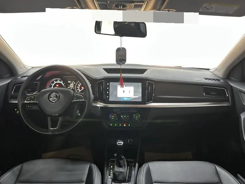 2023 Skoda Kamiq 1.5L 109HP L4 6AT,autocango,china used car exporter,china ev exporter,chinese used car exporter,chinese used ev exporter