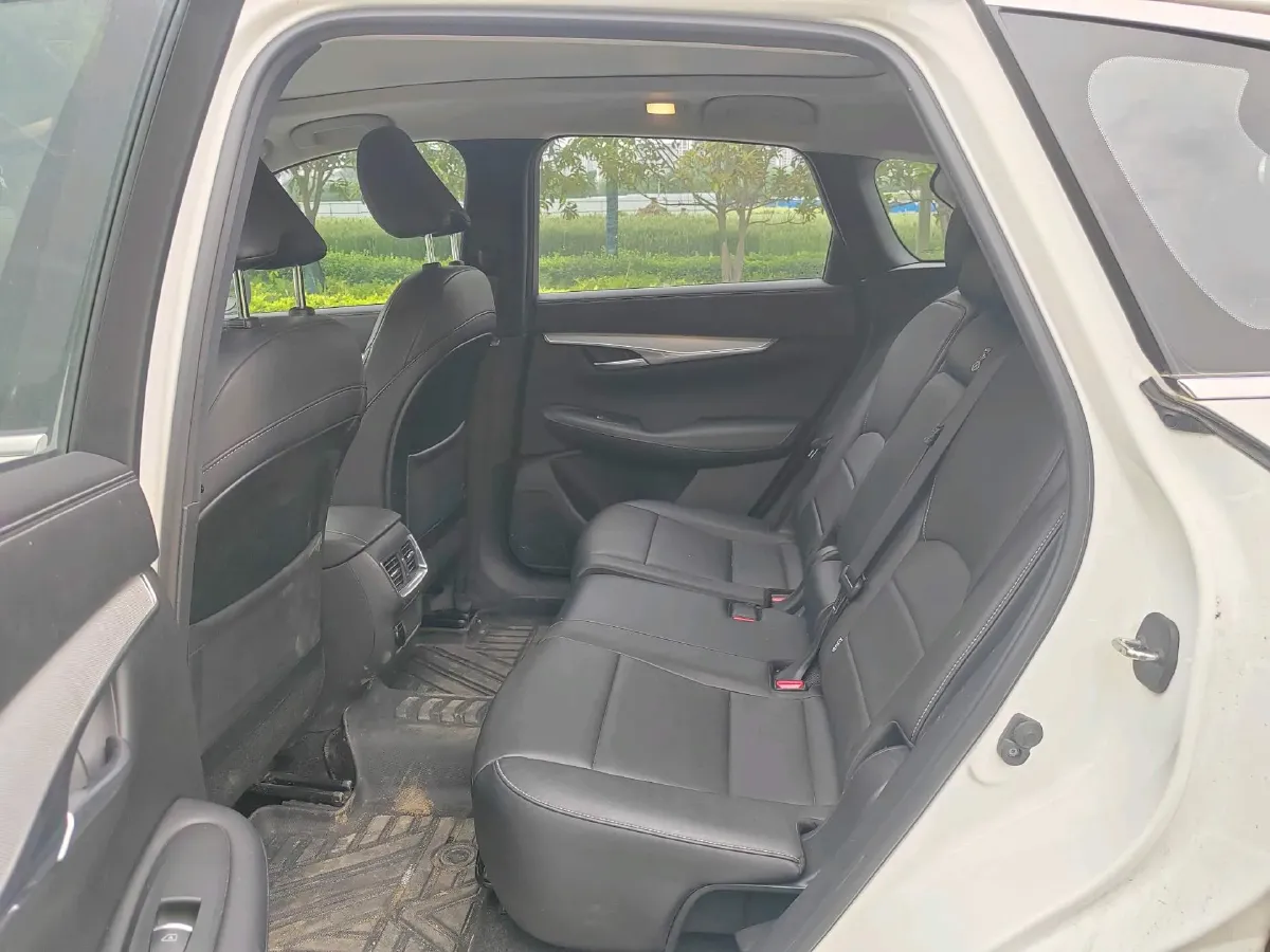 2022 Infiniti QX50 2.0T 261HP L4 CVT,autocango,china used car exporter,china ev exporter,chinese used car exporter,chinese used ev exporter