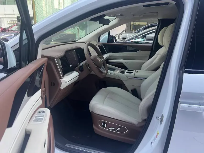 2025 BYD Xia 1.5T 156HP L4 E-CVT PHEV 20.39KWH,autocango,china used car exporter,china ev exporter,chinese used car exporter,chinese used ev exporter