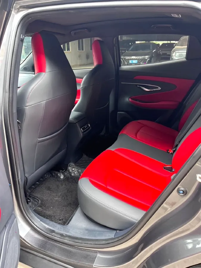 2020 ChangAn UNI-T 1.5T 180HP L4 7DCT,autocango,china used car exporter,china ev exporter,chinese used car exporter,chinese used ev exporter