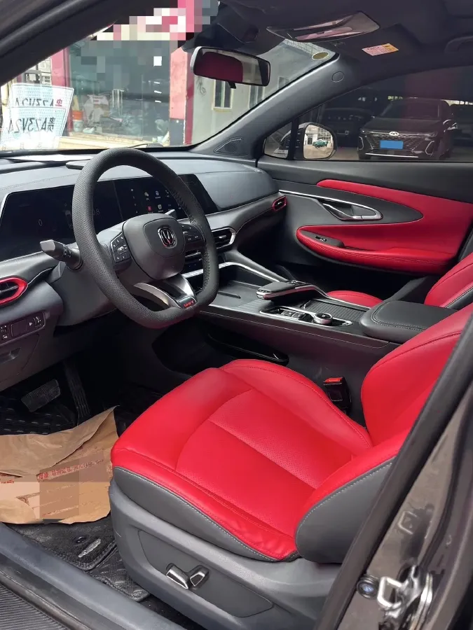 2020 ChangAn UNI-T 1.5T 180HP L4 7DCT,autocango,china used car exporter,china ev exporter,chinese used car exporter,chinese used ev exporter