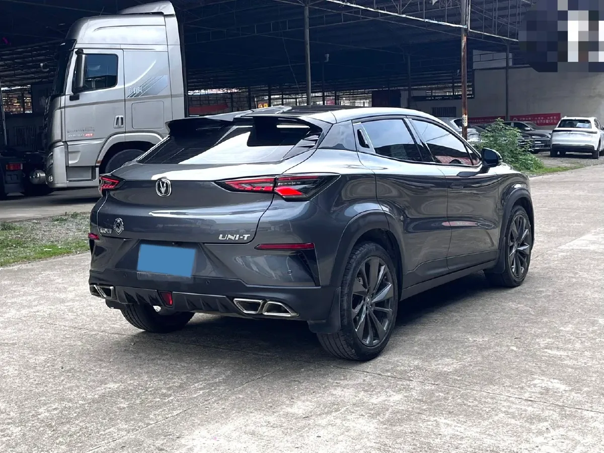2020 ChangAn UNI-T 1.5T 180HP L4 7DCT,autocango,china used car exporter,china ev exporter,chinese used car exporter,chinese used ev exporter