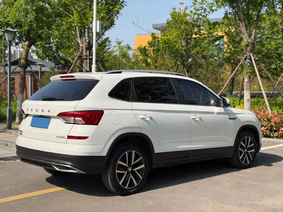2021 Skoda Kamiq 1.5L 112HP L4 6AT,autocango,china used car exporter,china ev exporter,chinese used car exporter,chinese used ev exporter