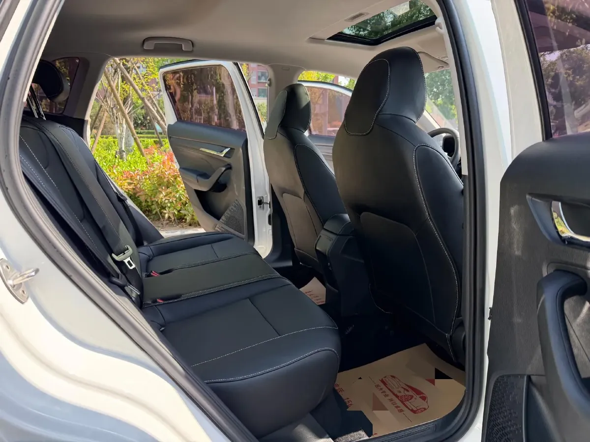 2021 Skoda Kamiq 1.5L 112HP L4 6AT,autocango,china used car exporter,china ev exporter,chinese used car exporter,chinese used ev exporter