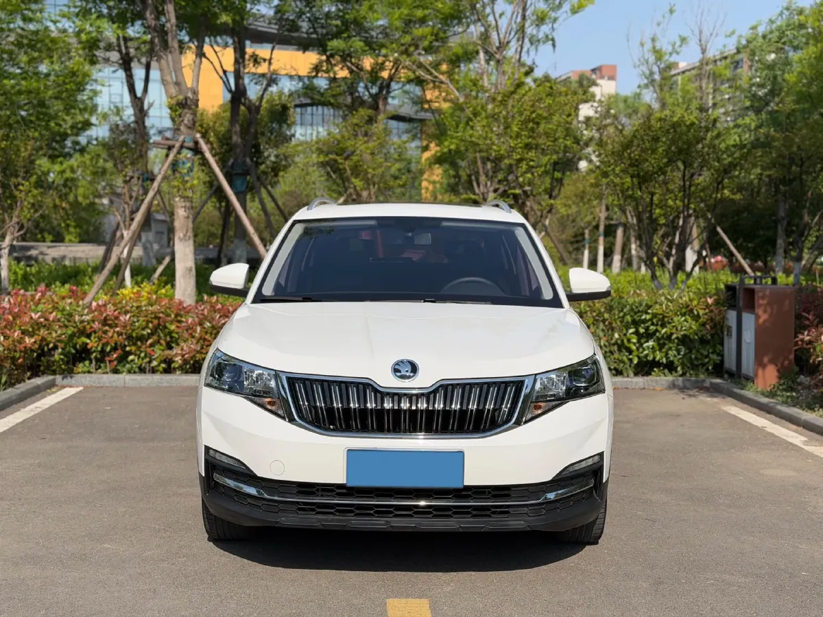 2021 Skoda Kamiq 1.5L 112HP L4 6AT,autocango,china used car exporter,china ev exporter,chinese used car exporter,chinese used ev exporter