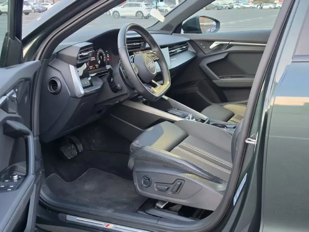 2023 Audi A3 1.4T 150HP L4 7DCT,autocango,china used car exporter,china ev exporter,chinese used car exporter,chinese used ev exporter