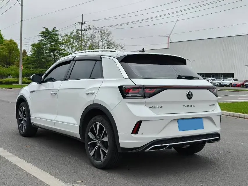2023 Volkswagen T-Roc 1.5T 160HP L4 7DCT,autocango,china used car exporter,china ev exporter,chinese used car exporter,chinese used ev exporter