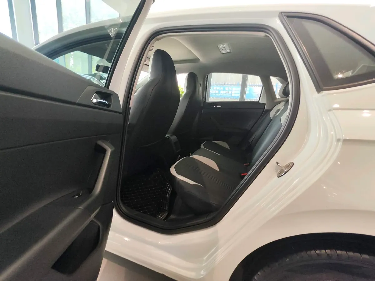 2023 Volkswagen Polo 1.5L 110HP L4 6AT,autocango,china used car exporter,china ev exporter,chinese used car exporter,chinese used ev exporter