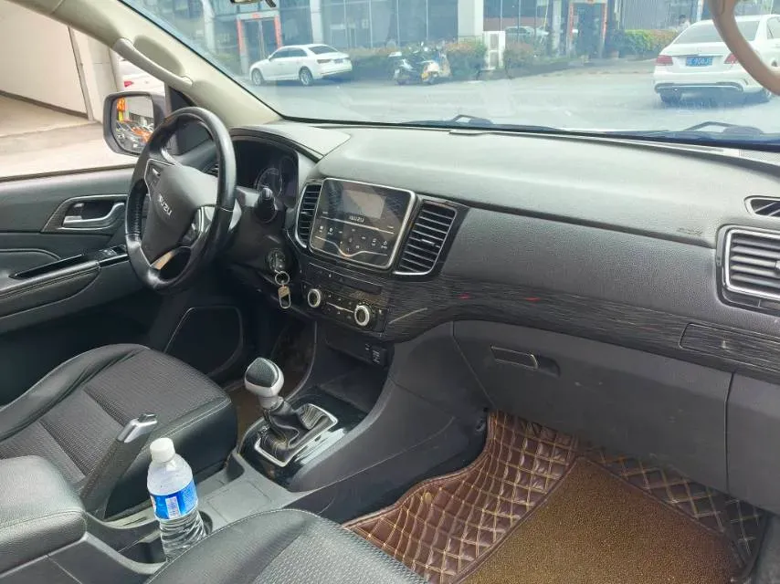 2018 Isuzu Mu-X 1.9T 163HP L4 6AT,autocango,china used car exporter,china ev exporter,chinese used car exporter,chinese used ev exporter