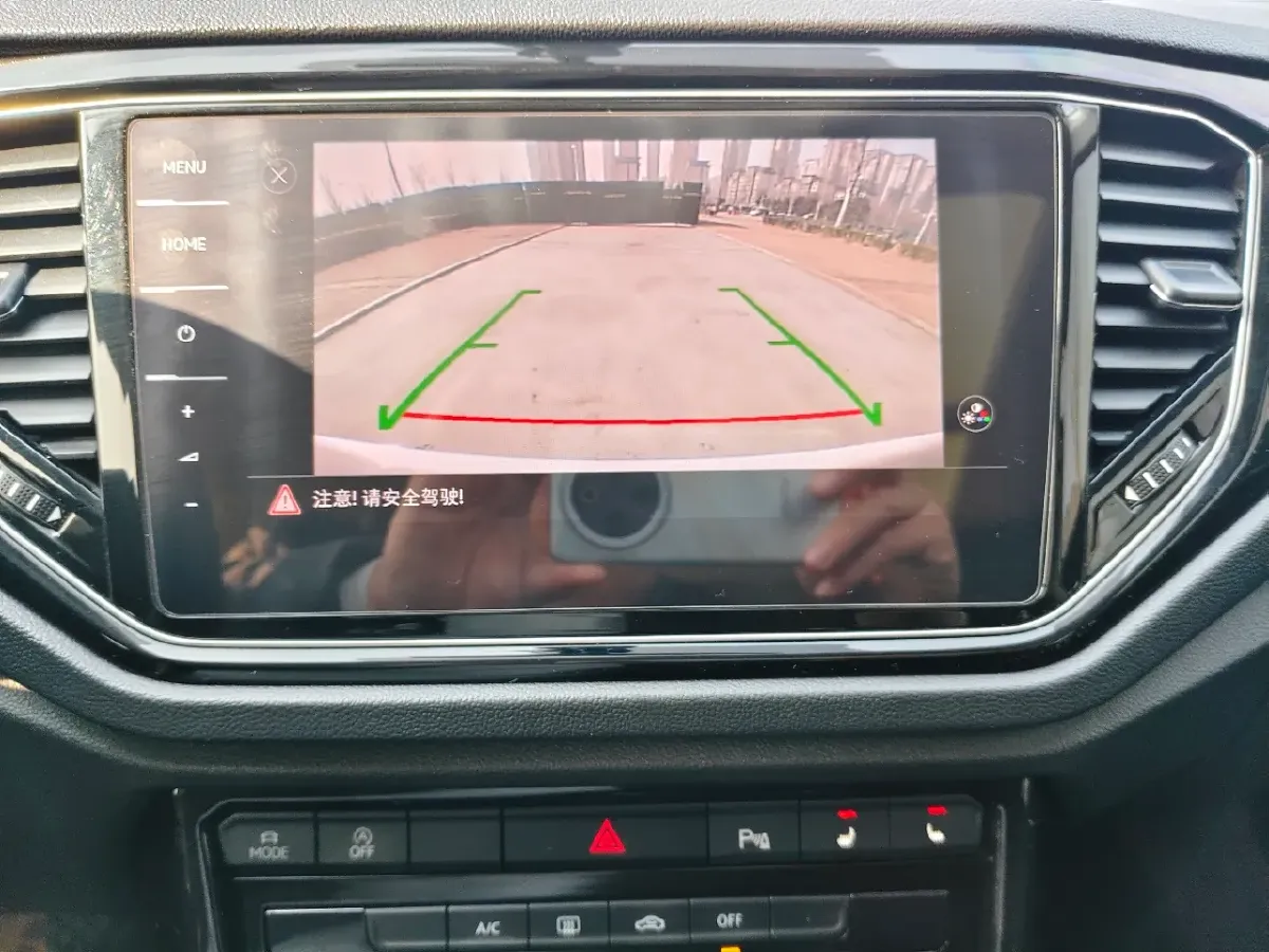 2022 Volkswagen T-Roc 1.4T 150HP L4 7DCT,autocango,china used car exporter,china ev exporter,chinese used car exporter,chinese used ev exporter