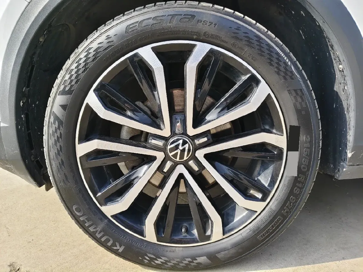 2022 Volkswagen T-Roc 1.4T 150HP L4 7DCT,autocango,china used car exporter,china ev exporter,chinese used car exporter,chinese used ev exporter