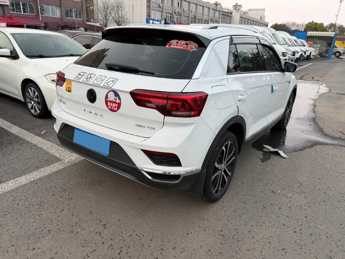 2019 Volkswagen T-Roc 1.4T 150HP L4 7DCT,autocango,china used car exporter,china ev exporter,chinese used car exporter,chinese used ev exporter
