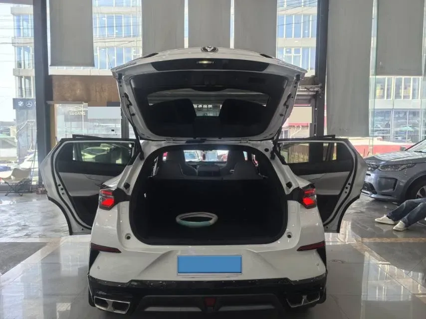 2023 ChangAn UNI-T 1.5T 188HP L4 7DCT,autocango,china used car exporter,china ev exporter,chinese used car exporter,chinese used ev exporter