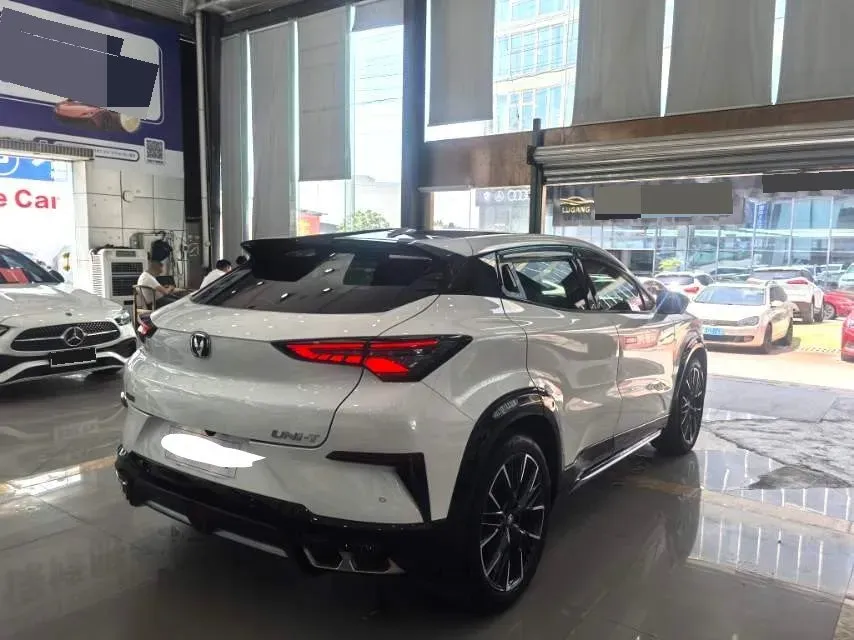 2023 ChangAn UNI-T 1.5T 188HP L4 7DCT,autocango,china used car exporter,china ev exporter,chinese used car exporter,chinese used ev exporter