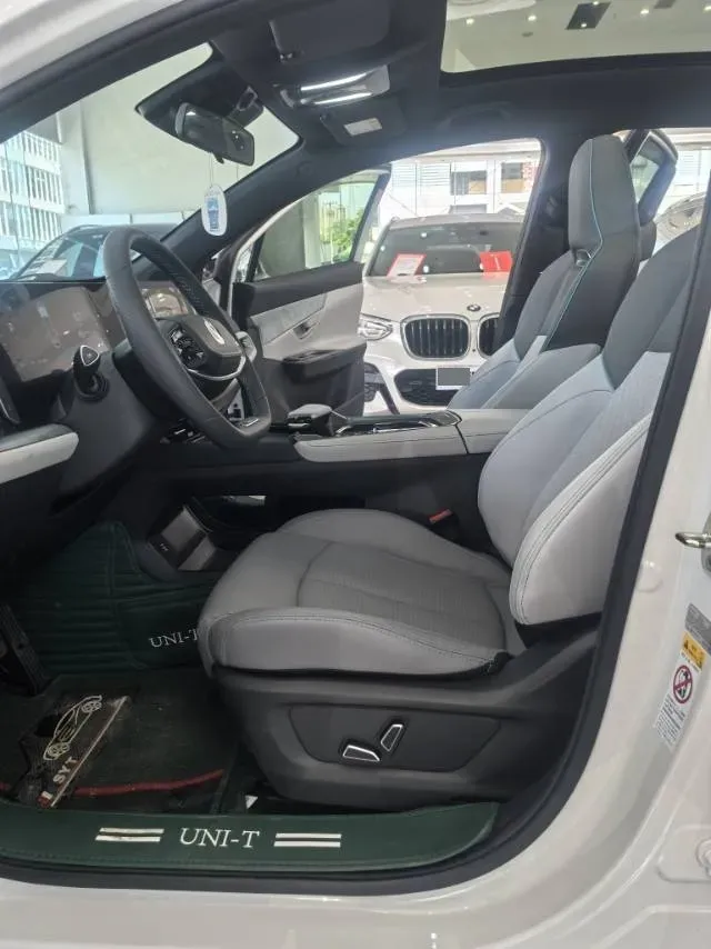 2023 ChangAn UNI-T 1.5T 188HP L4 7DCT,autocango,china used car exporter,china ev exporter,chinese used car exporter,chinese used ev exporter