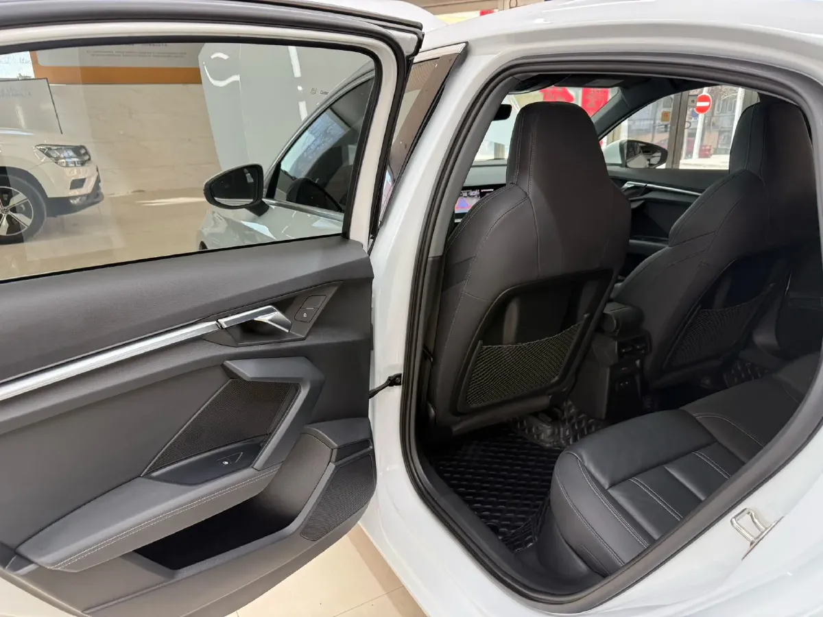 2022 Audi A3 1.4T 150HP L4 7DCT,autocango,china used car exporter,china ev exporter,chinese used car exporter,chinese used ev exporter