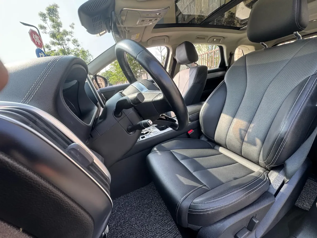 2018 BYD Tang 2.0T 205HP L4 6AT,autocango,china used car exporter,china ev exporter,chinese used car exporter,chinese used ev exporter