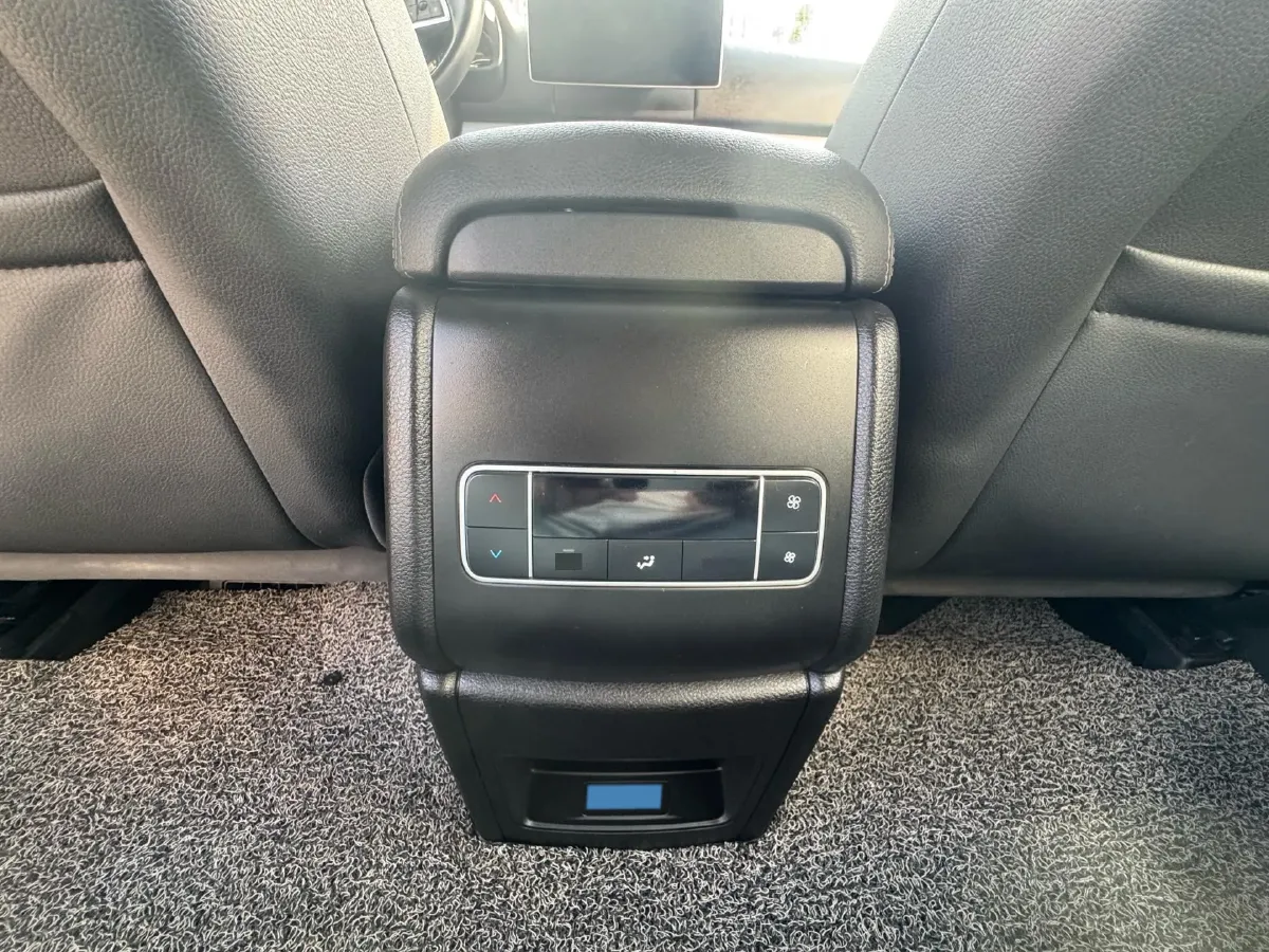 2018 BYD Tang 2.0T 205HP L4 6AT,autocango,china used car exporter,china ev exporter,chinese used car exporter,chinese used ev exporter