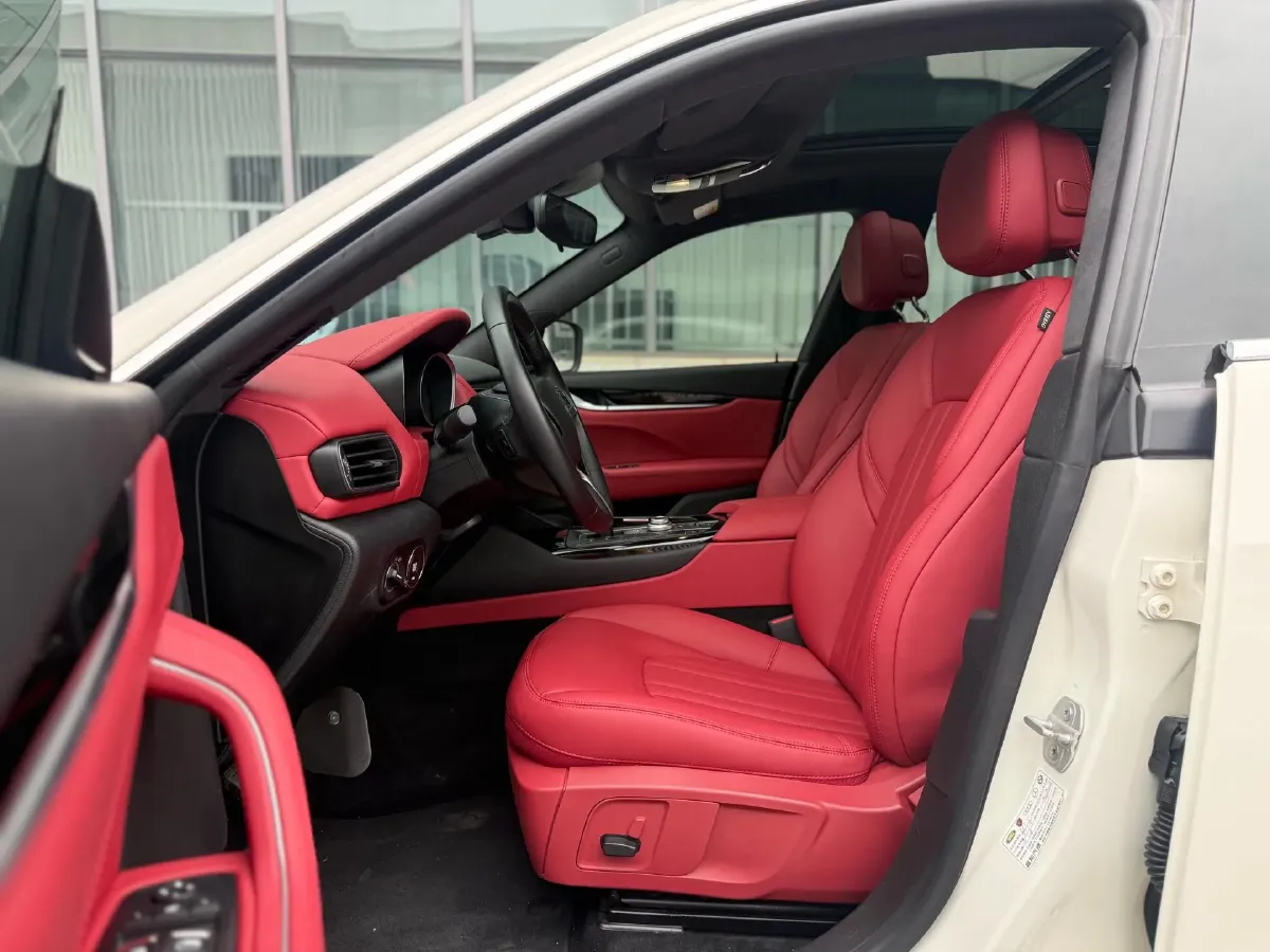 2018 Jaguar XJ 3.0T 340HP V6 8AT,autocango,china used car exporter,china ev exporter,chinese used car exporter,chinese used ev exporter