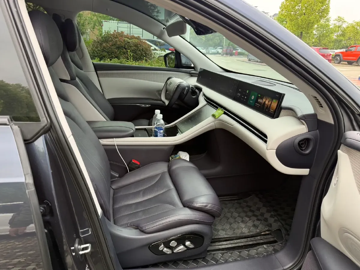 2023 IM LS7 BEV 90KWH,autocango,china used car exporter,china ev exporter,chinese used car exporter,chinese used ev exporter