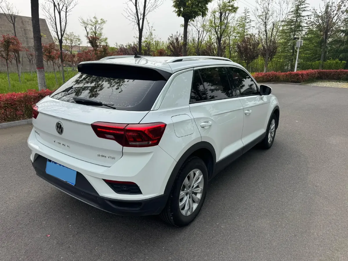 2019 Volkswagen T-Roc 1.4T 131HP L4 7DCT,autocango,china used car exporter,china ev exporter,chinese used car exporter,chinese used ev exporter