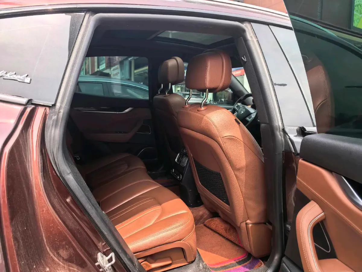 2018 Maserati Levante 3.0T 350HP V6 8AT,autocango,china used car exporter,china ev exporter,chinese used car exporter,chinese used ev exporter