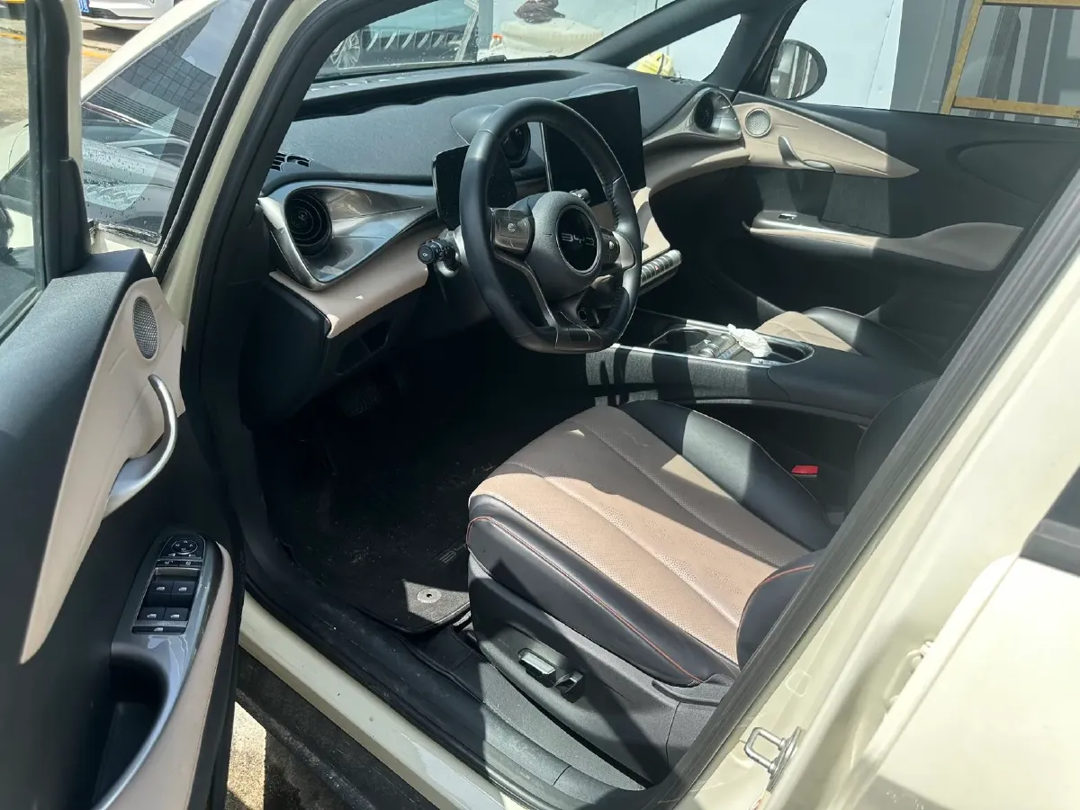 2023 BYD Dolphin BEV 44.928KWH,autocango,china used car exporter,china ev exporter,chinese used car exporter,chinese used ev exporter