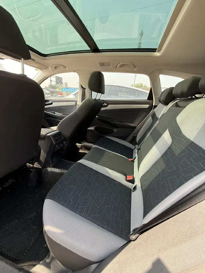2023 Jetta VS7 1.4T 150HP L4 6AT,autocango,china used car exporter,china ev exporter,chinese used car exporter,chinese used ev exporter