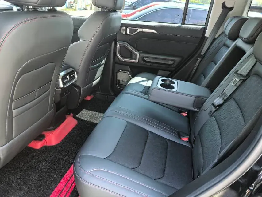 2023 Jetour Traveller 2.0T 254HP L4 8AT,autocango,china used car exporter,china ev exporter,chinese used car exporter,chinese used ev exporter