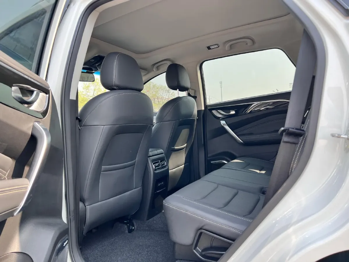 2020 Jetour X90 1.5T 156HP L4 6MT,autocango,china used car exporter,china ev exporter,chinese used car exporter,chinese used ev exporter