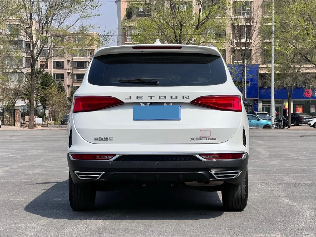 2020 Jetour X90 1.5T 156HP L4 6MT,autocango,china used car exporter,china ev exporter,chinese used car exporter,chinese used ev exporter
