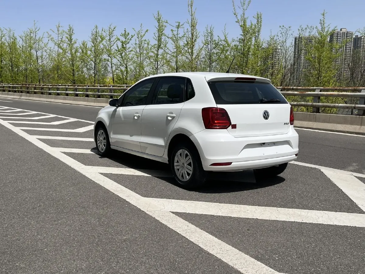 2016 Volkswagen Polo 1.4L 90HP L4 6AT,autocango,china used car exporter,china ev exporter,chinese used car exporter,chinese used ev exporter