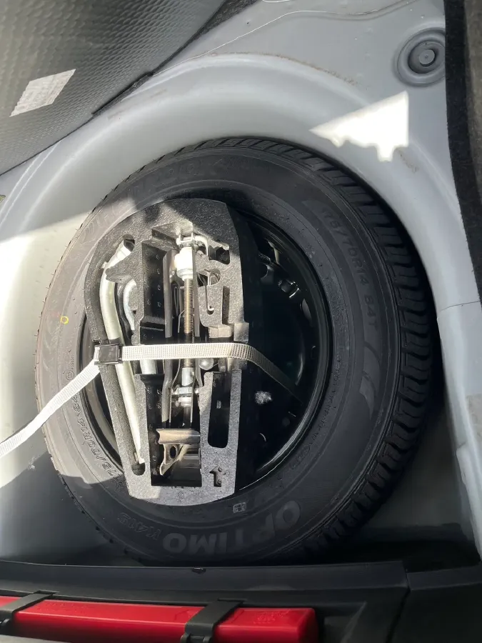 2016 Volkswagen Polo 1.4L 90HP L4 6AT,autocango,china used car exporter,china ev exporter,chinese used car exporter,chinese used ev exporter