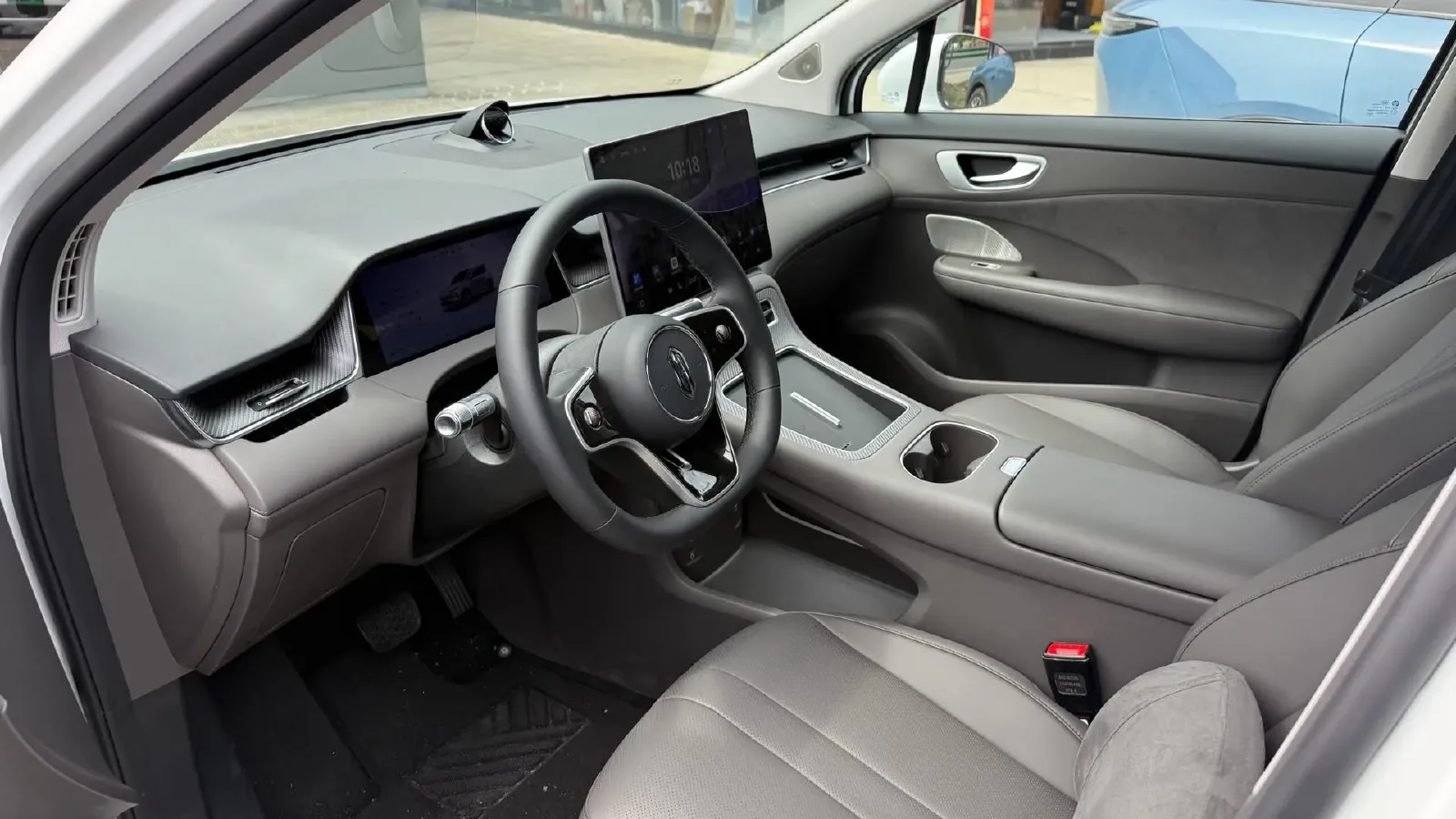 2025 HIMA Shangjie H5 REEV 98HP REEV,autocango,china used car exporter,china ev exporter,chinese used car exporter,chinese used ev exporter