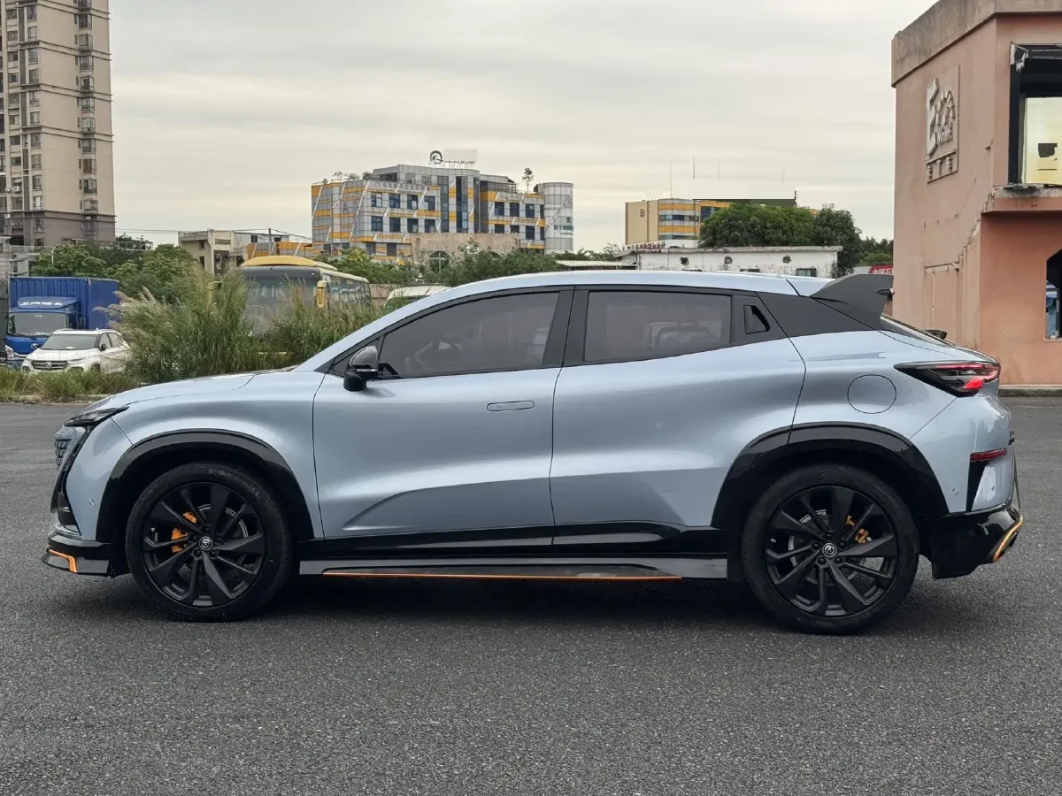 2021 ChangAn UNI-T 1.5T 180HP L4 7DCT,autocango,china used car exporter,china ev exporter,chinese used car exporter,chinese used ev exporter