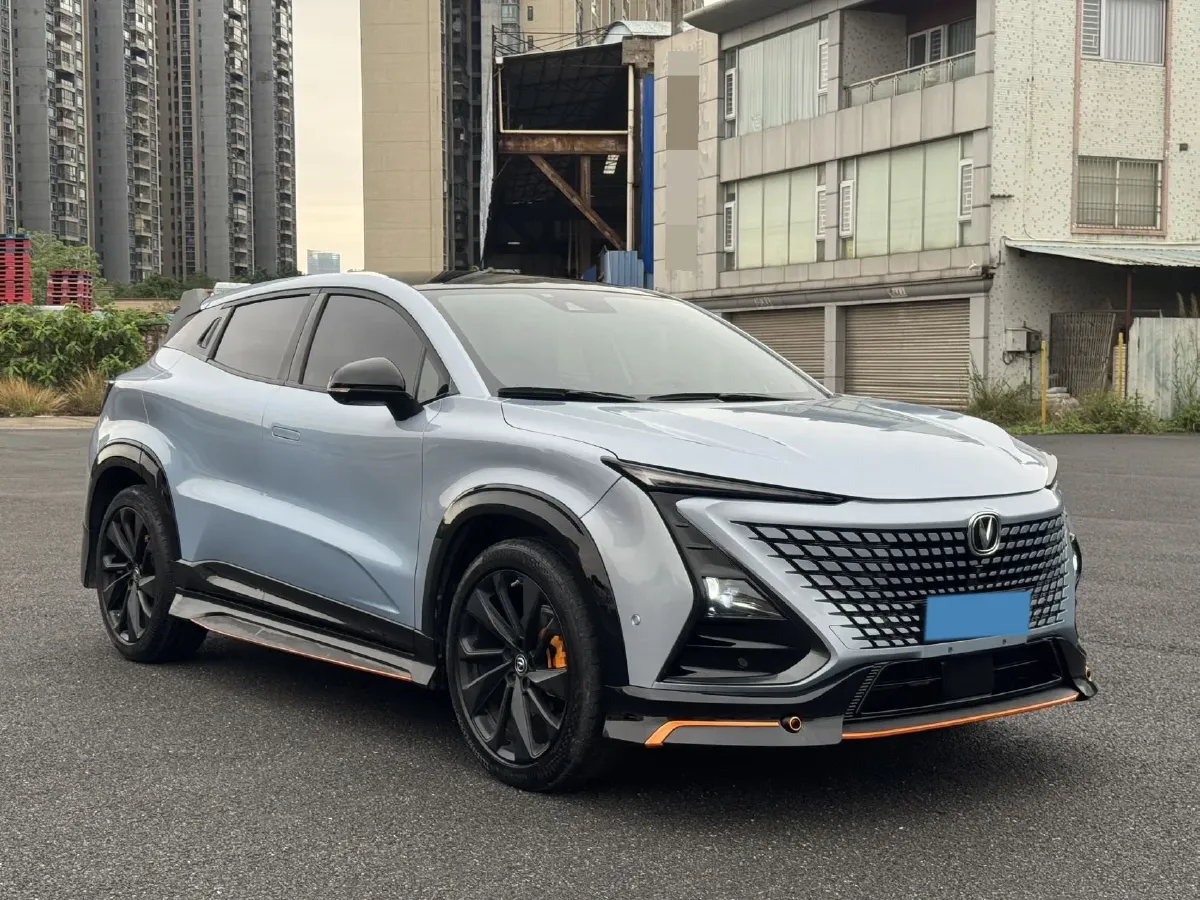 2021 ChangAn UNI-T 1.5T 180HP L4 7DCT,autocango,china used car exporter,china ev exporter,chinese used car exporter,chinese used ev exporter