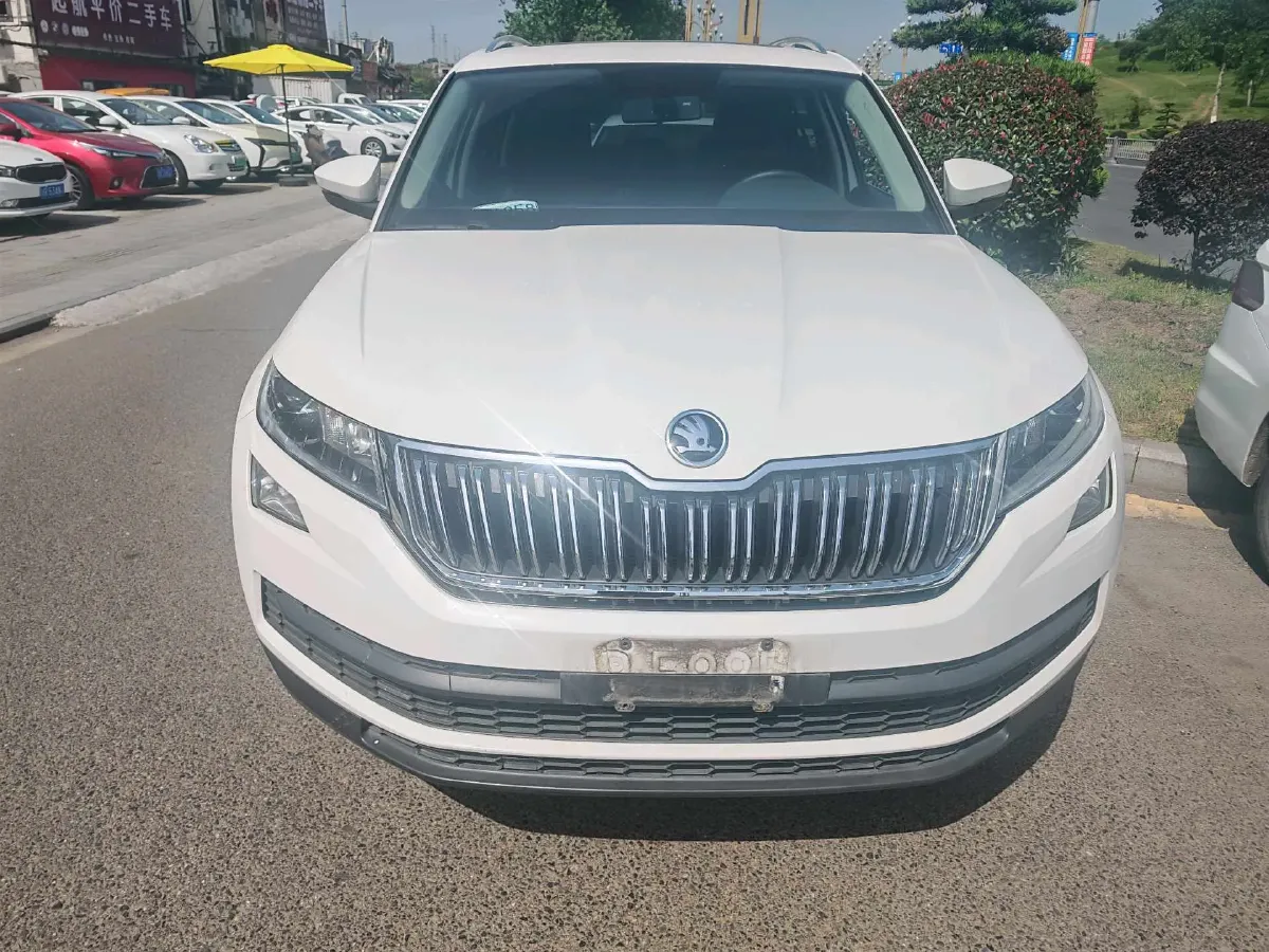 2018 Skoda Kodiak 2.0T 186HP L4 7DCT,autocango,china used car exporter,china ev exporter,chinese used car exporter,chinese used ev exporter