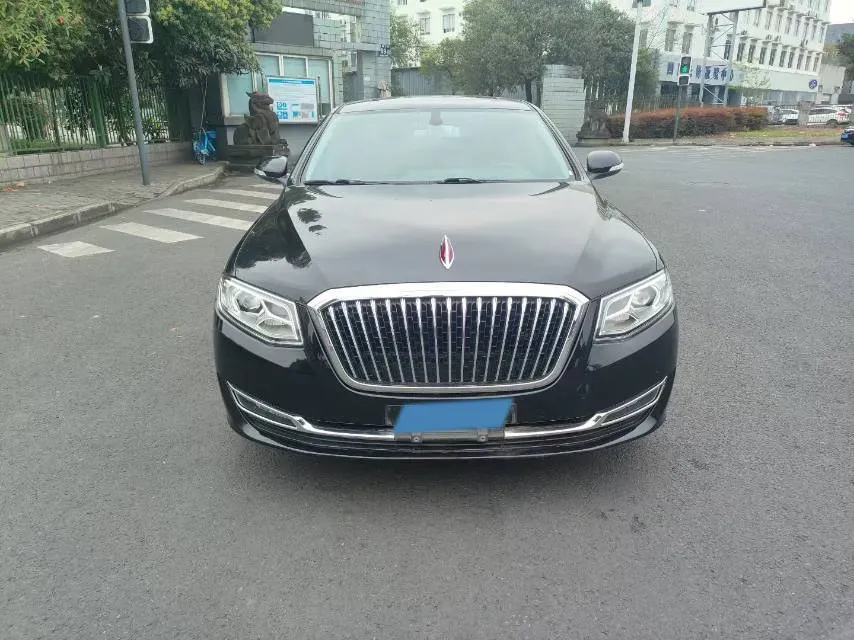 2018 HongQi H7 2.0T 204HP L4 6AT,autocango,china used car exporter,china ev exporter,chinese used car exporter,chinese used ev exporter