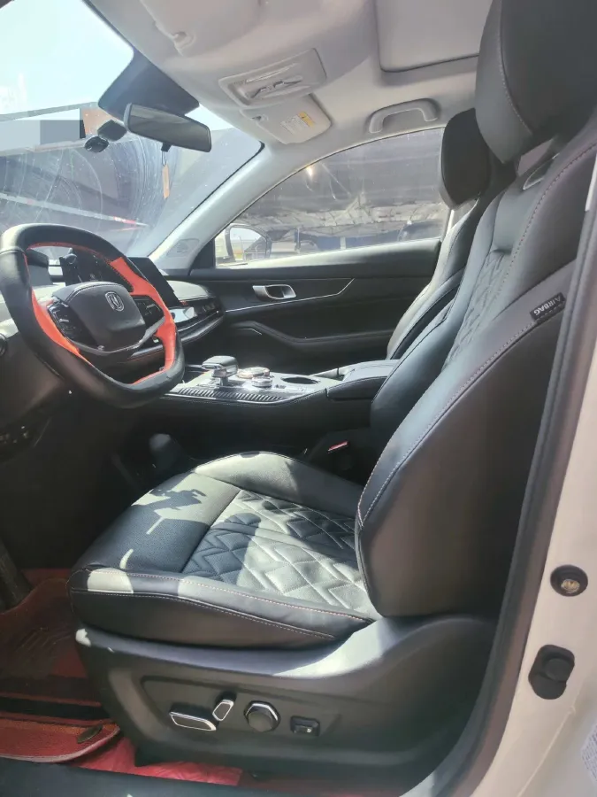 2023 ChangAn UNI-K iDD 1.5T 170HP L4 6TCT PHEV 28.39KWH,autocango,china used car exporter,china ev exporter,chinese used car exporter,chinese used ev exporter